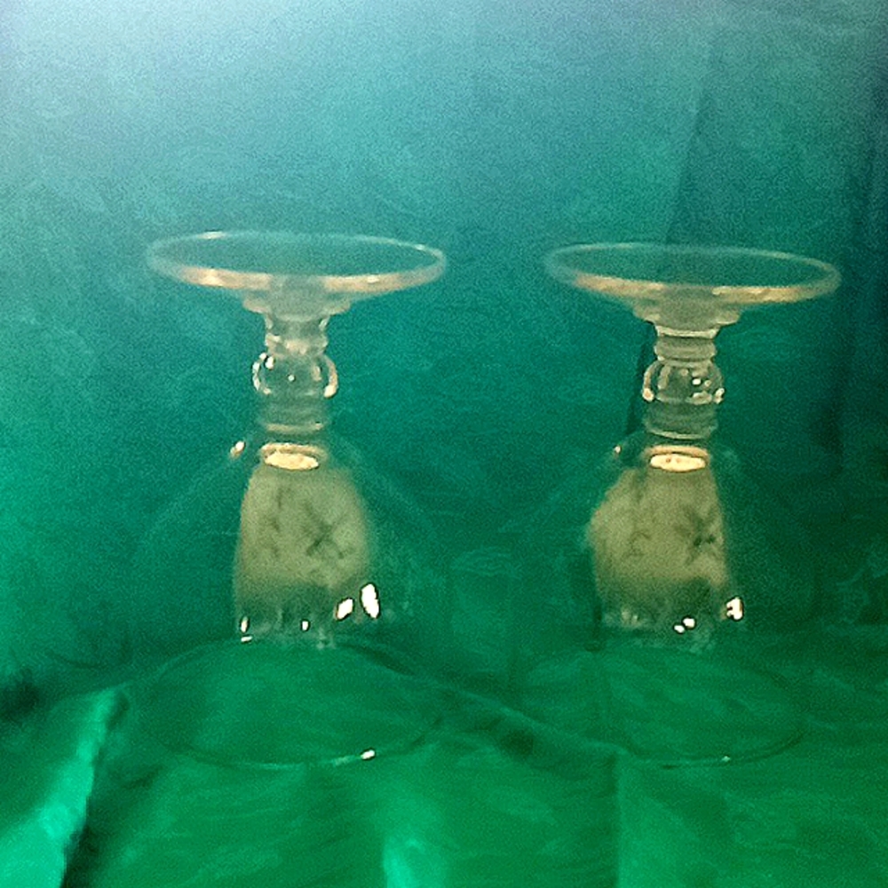 2 lovely 16 ounces wine or brandy or even for a parfait.